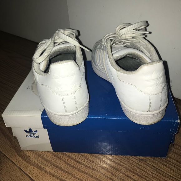 All white adidas superstars - Picture 3 of 5